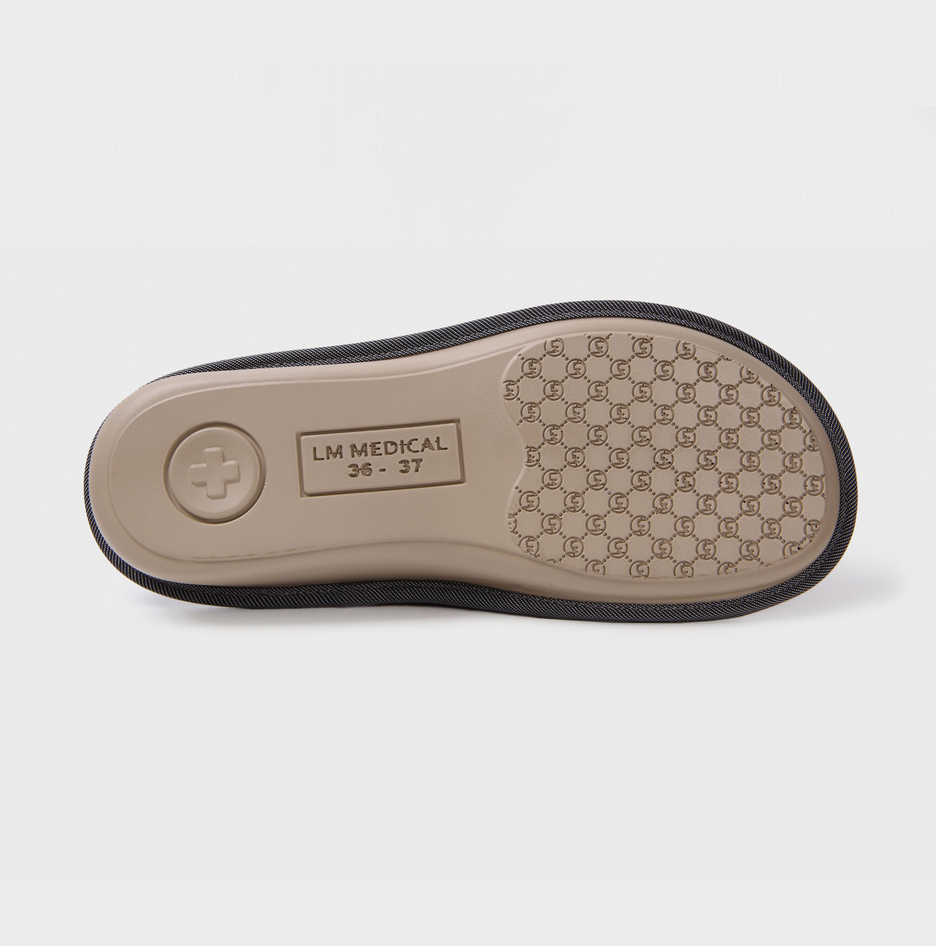 Ortopedik uy poyabzali LM-809.039