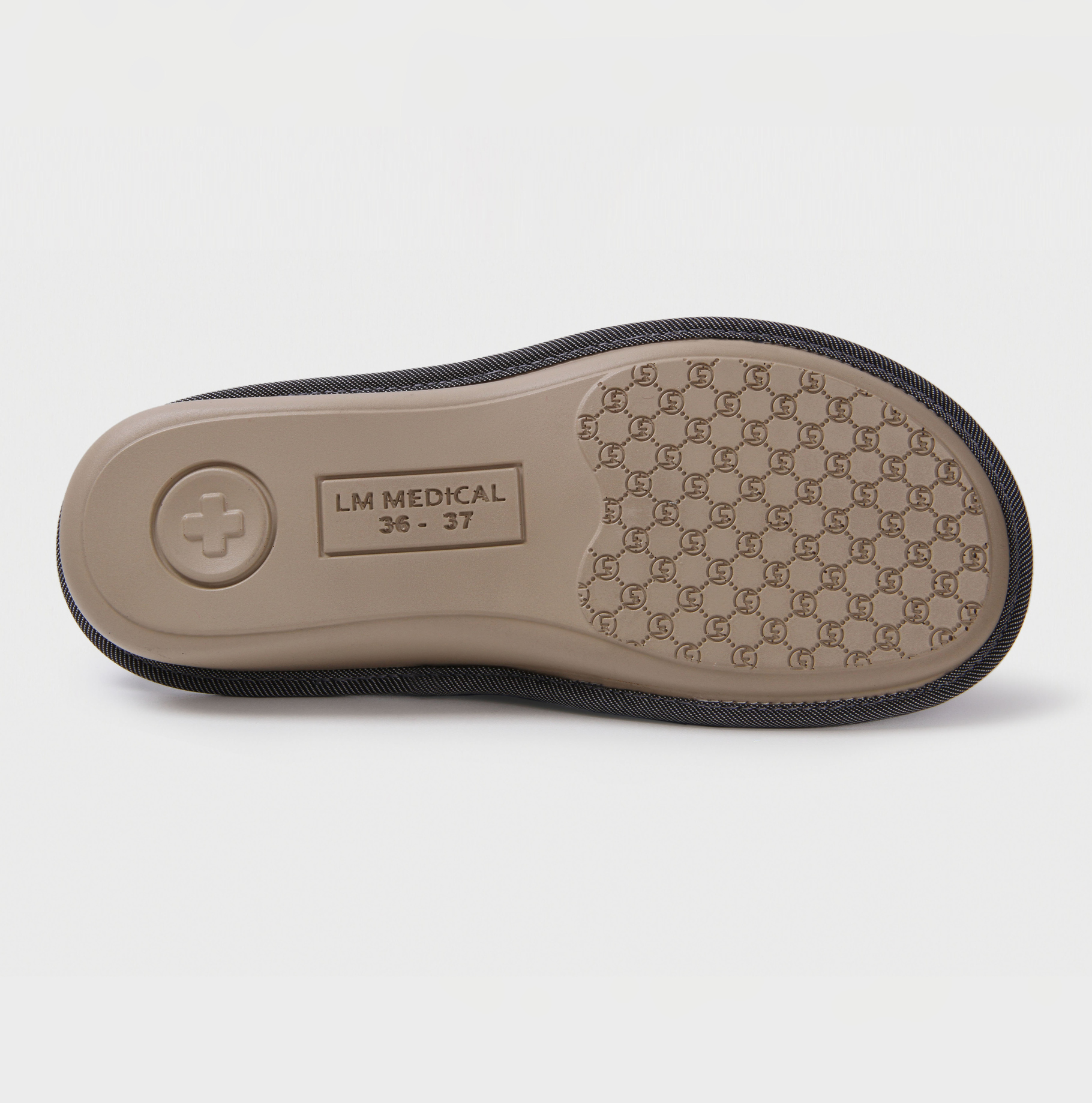 Ortopedik uy poyabzali LM-810.046